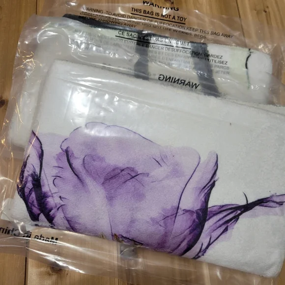 Bath Mats - Picture 3 of 3